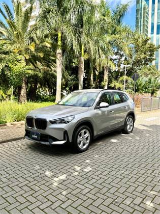 BMW X1 2.0 16V TURBO GASOLINA SDRIVE20I GP STEPTRONIC BMW X1 2.0 16V TURBO GASOLINA SDRIVE20I GP STEPTRONIC